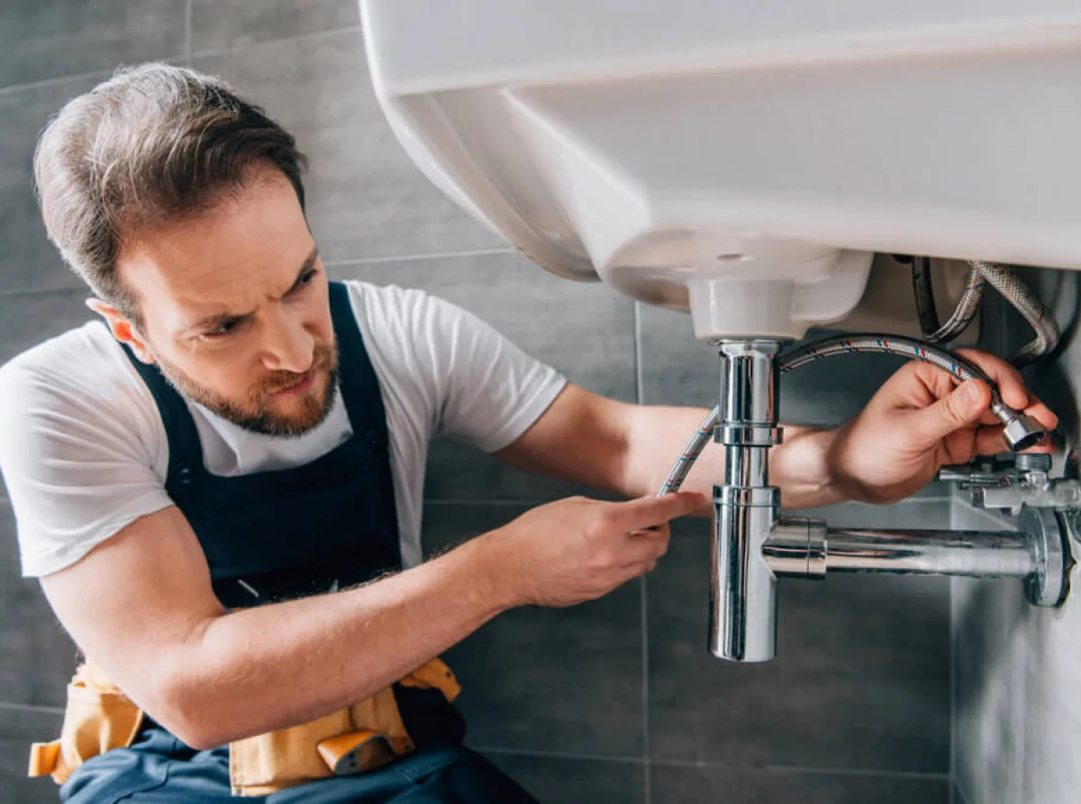 Lire la suite à propos de l’article Plombiers Roumains en Travail Temporaire : Expertise Fiable