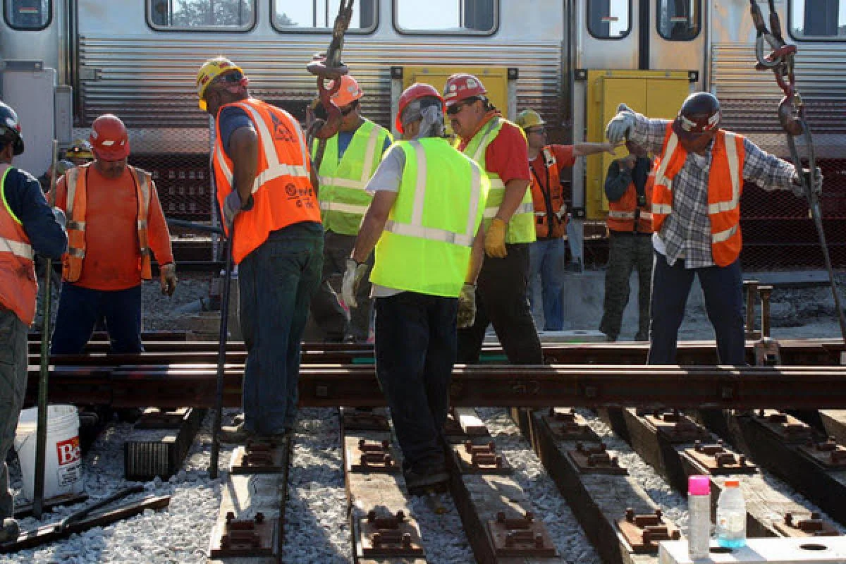 Lire la suite à propos de l’article L’Influence des Politiques de l’Union Européenne sur le Secteur de l’Intérim en Roumanie : Enjeux et Perspectives
