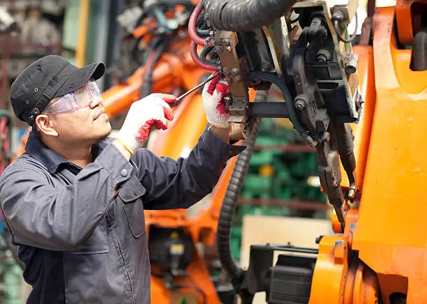 Technicien de Maintenance Roumain