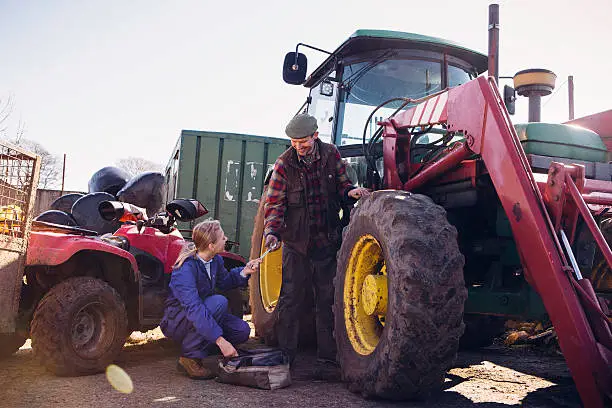 mécaniciens en machinisme agricole